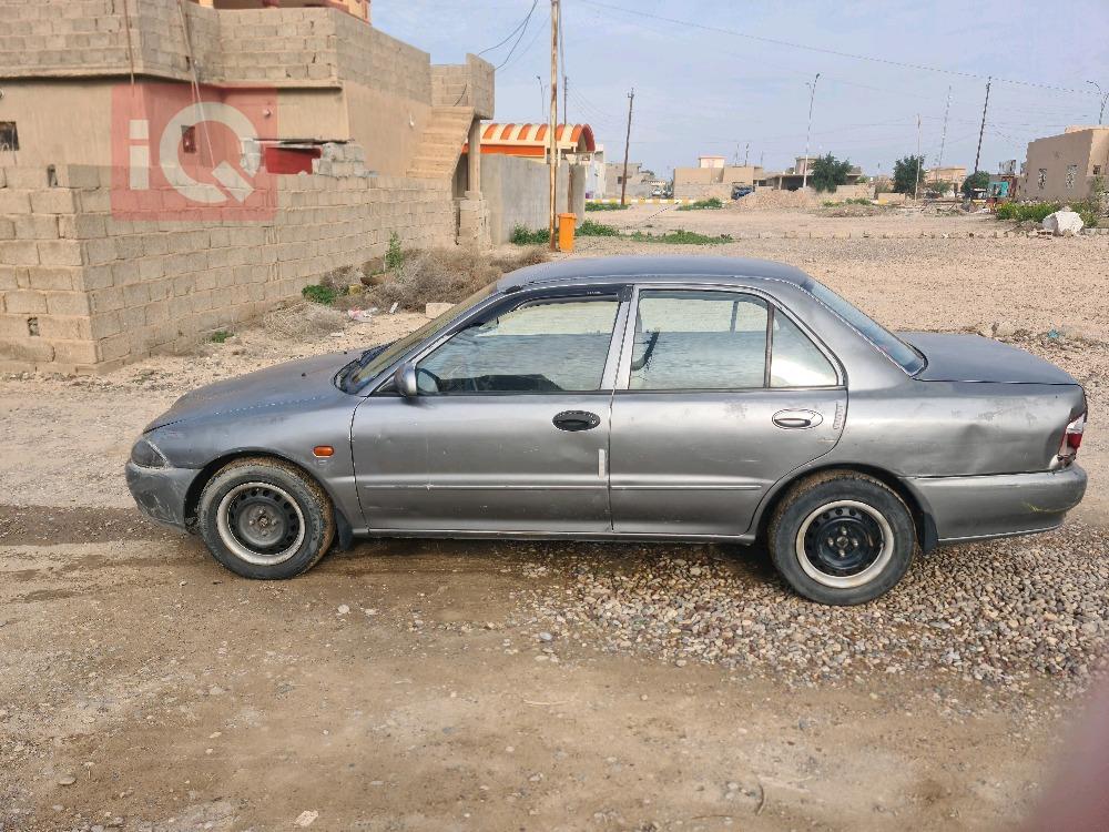 بروتون ويرا